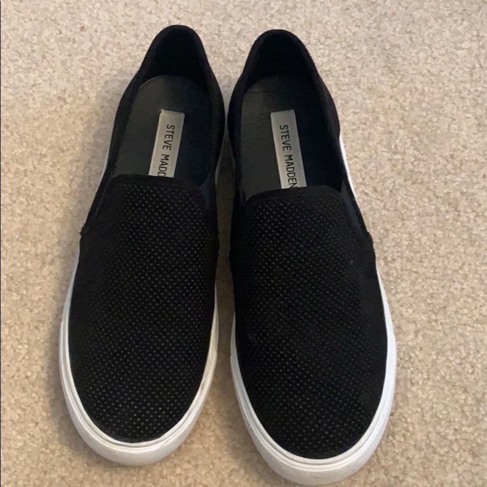 Steve Madden Slide ons